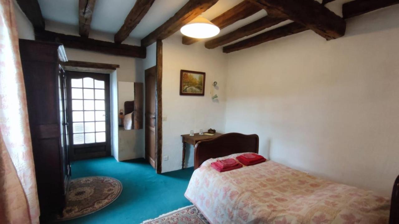 Chateau De Montrame Soisy-Bouy Ruang foto