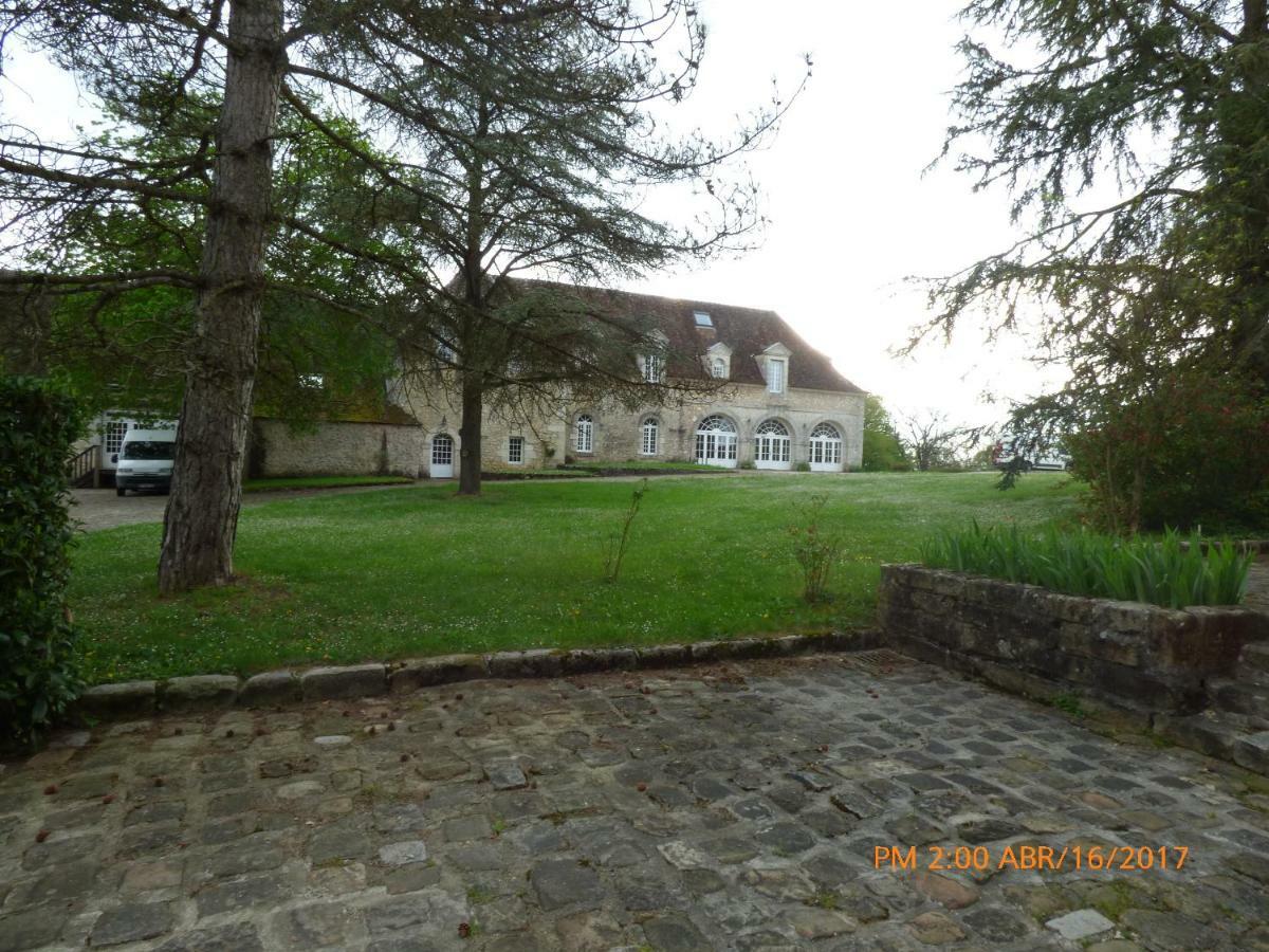 Chateau De Montrame Soisy-Bouy Bagian luar foto
